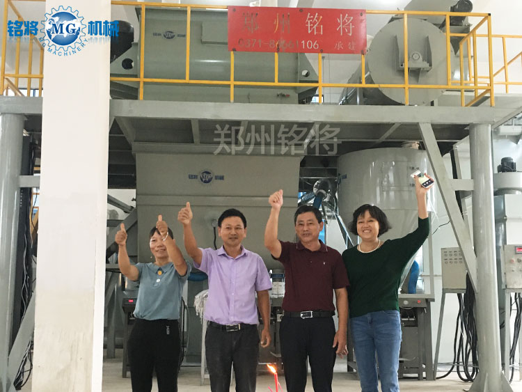 江西膩子粉設備安裝現場3 江西膩子粉設備安裝現場3